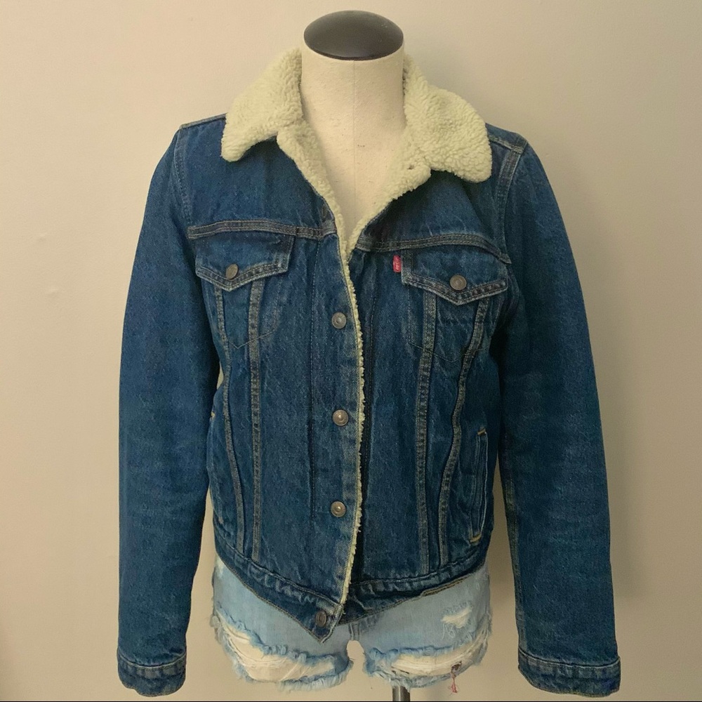 Levis Sherpa Lined Trucker Denim Jean Jacket